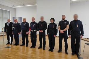 Policjanci odznaczeni medalami za zasługi dla promocji idei strzelectwa sportowego