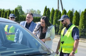 Policjanci podczas realizacji akcji „Trzeźwość” na drogach miejscowości gminy Miejsce Piastowe