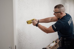 policjant uczestniczący w szkoleniu