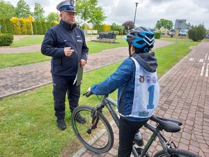uczestnicy turnieju bezpieczeństwa w ruchu drogowym