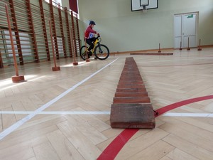 uczestnicy turnieju bezpieczeństwa w ruchu drogowym