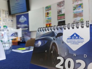 Organizatorzy, finaliści i wyróżnieni w konkursie podczas uroczystości podsumowującej wydarzenie