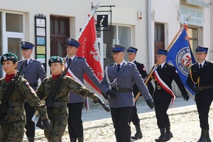 uczestnicy podczas krośnieńskich obchodów Święta Wojska Polskiego