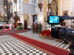 Uczestnicy uroczystości upamiętniających gen. Stanisława w Korczynie