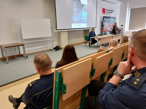 uczestnicy konferencji podczas wykładów