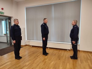 uczestnicy odprawy rocznej w krośnieńskiej komendzie